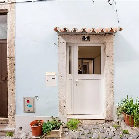 In Alfama With Patio 아파트 *